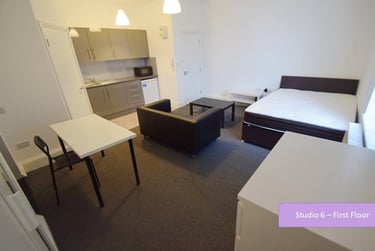 1 bed house, King Street, Basford, Newcastle under Lyme, ST51EN - Image 7