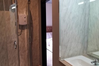 4 bed house, Watford Street, Shelton, Stoke, ST42EW - Image 5