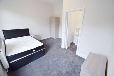 1 bed house, Leek Road, Joiners Square, Hanley, Stoke, ST13JL - Image 10