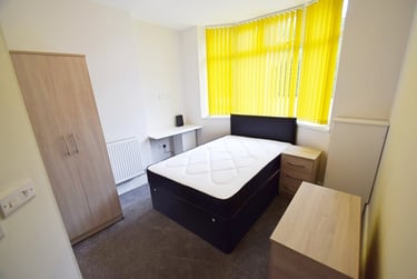 1 bed house, Leek Road, Joiners Square, Hanley, Stoke, ST13JL - Image 4