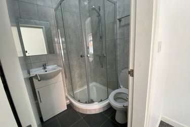 1 bed flat, Hill Street, Penkhull, Stoke, ST41NL - Image 5