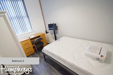 4 bed house, Cauldon Road, Shelton, Stoke, ST42ED - Image 4