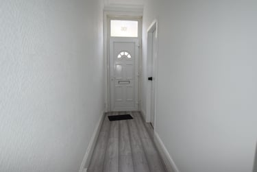 3 bed house, Spencer Road, Shelton, Stoke, ST42BE - Image 4