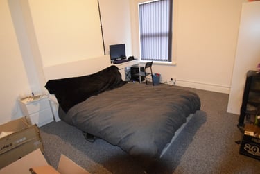 3 bed house, Spencer Road, Shelton, Stoke, ST42BE - Image 6