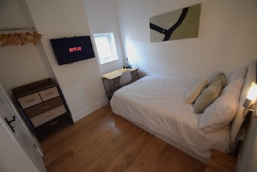 4 bed house, Conway Street, Shelton, Stoke, ST42BL - Image 6