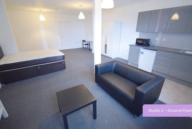 1 bed house, King Street, Basford, Newcastle under Lyme, ST51EN - Image 3