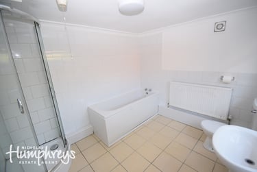 5 bed house, Watford Street, Shelton, Stoke, ST42EW - Image 4