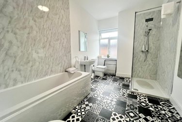 3 bed house, Cauldon Road, Shelton, Stoke, ST42BS - Image 1