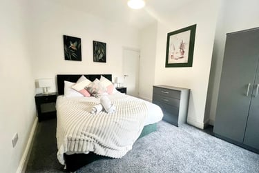3 bed house, Cauldon Road, Shelton, Stoke, ST42BS - Image 5