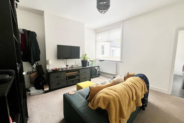 2 bed house, Scott Lidgett Road, Etruria, Newcastle under Lyme, ST64NH - Image 2