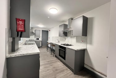 1 bed house, Ashford Street, Shelton, Stoke, ST42EH - Image 1