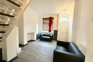 3 bed house, Watford Street, Shelton, Stoke, ST42EW - Image 1