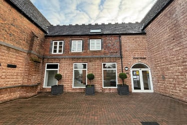 1 bed flat, Orme Road, Cross Heath, Newcastle under Lyme, ST52FB - Image 1