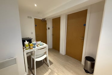 2 bed flat, Orme Road, Cross Heath, Newcastle under Lyme, ST52FB - Image 2