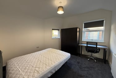 3 bed flat, George Street, Basford, Newcastle under Lyme, ST51JU - Image 7