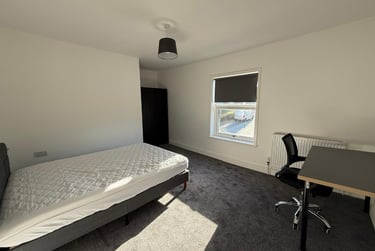 3 bed flat, George Street, Basford, Newcastle under Lyme, ST51JU - Image 3