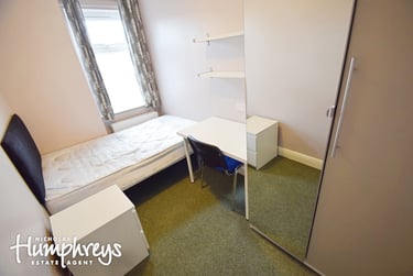 4 bed house, Guildford Street, Shelton, Stoke, ST42EP - Image 12