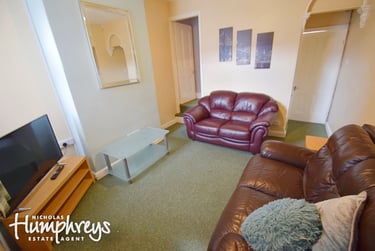4 bed house, Guildford Street, Shelton, Stoke, ST42EP - Image 5