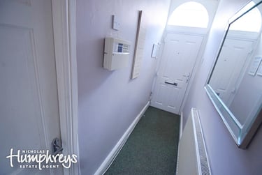 4 bed house, Guildford Street, Shelton, Stoke, ST42EP - Image 7