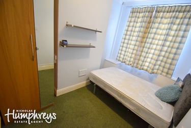 4 bed house, Guildford Street, Shelton, Stoke, ST42EP - Image 9