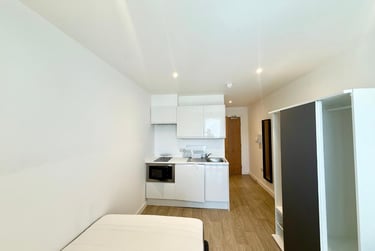 1 bed flat, London Road, Basford, Newcastle under Lyme, ST51FF - Image 8