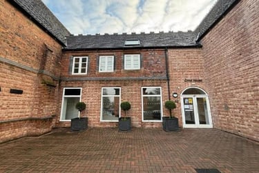 1 bed studio, Orme Road, Cross Heath, Newcastle under Lyme, ST52FB - Image 8