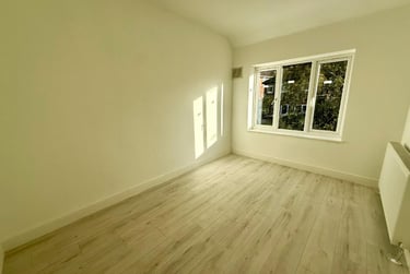 3 bed house, Lombardy Grove, Bucknall, Stoke, ST35PJ - Image 2