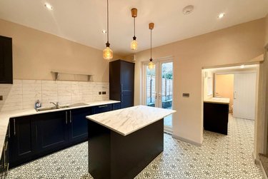 4 bed house, Church Street, Silverdale, Keele, ST56JQ - Image 1