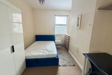 4 bed house, London Road, Basford, Newcastle under Lyme, ST51LL - Image 8