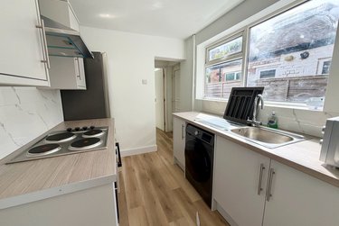 4 bed house, Ashford Street, Shelton, Stoke, ST42EN - Image 1
