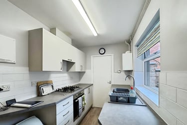 4 bed house, Newdigate Villas, Radford, Nottingham, NG74FB - Image 3