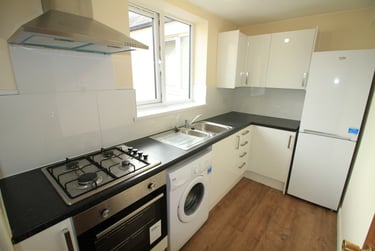 3 bed flat, Mansfield Road, Arboretum, Nottingham, NG13FT - Image 1