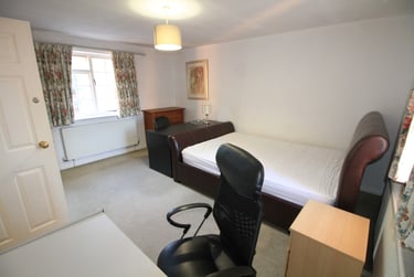 4 bed house, Matlock Court, Arboretum, Nottingham, NG14DT - Image 12