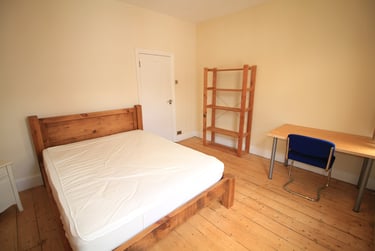 4 bed house, Tudor Grove, Arboretum, Nottingham, NG14HR - Image 4
