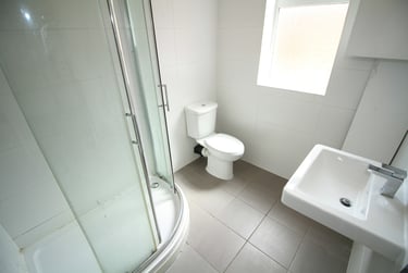 4 bed house, Tudor Grove, Arboretum, Nottingham, NG14HR - Image 8