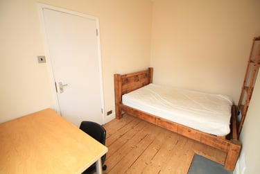 4 bed house, Tudor Grove, Arboretum, Nottingham, NG14HR - Image 7