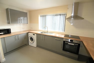 2 bed flat, North Sherwood Street, Arboretum, Nottingham, NG14EN - Image 2