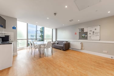 Single bedded rooms - Image 5