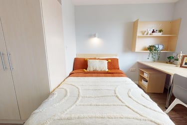 Copper En Suite at iQ Pavilions, Pavilions Student Village, Ruston Way, Lincoln, LN67BQ - Image 1