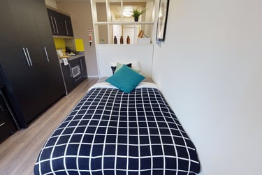 Silver Studio at iQ City, 11 Bastwick Street, Finsbury, London, EC1V3PE - Image 1