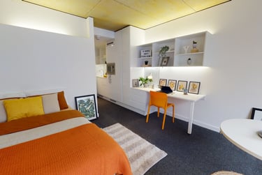 Gold Studio Plus at iQ Flinders House, Bear Point, 2 East Parkside, Greenwich, London, SE100FQ - Image 1