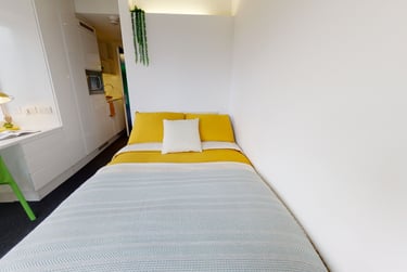 Silver Studio Plus at iQ Flinders House, Bear Point, 2 East Parkside, Greenwich, London, SE100FQ - Image 1