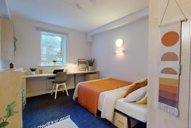 Bronze En Suite Plus - Image 1