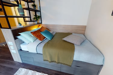 Platinum Studio - Image 1