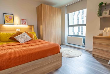 Silver Studio Premium at iQ Sterling Court, 6 Lakeside Way, Wembley, London, HA90BU - Image 1