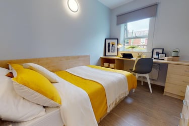 Gold En Suite at iQ Student Quarter, Seaford Road, City Centre, Salford, M66FN - Image 1