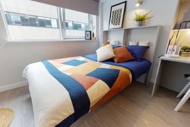 Silver Studio - Image 1