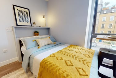 Silver Studio-2627 at iQ Elliott House, 8-10 Hillside Crescent, City Centre, Edinburgh, EH75EA - Image 1