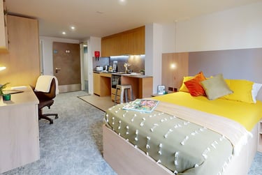 Diamond Studio - Image 1