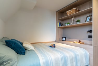 Silver Studio Plus - Image 1